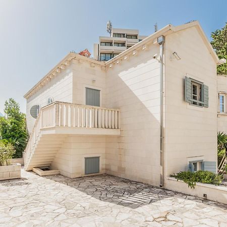 מאקרסקה Villa Atrium מראה חיצוני תמונה